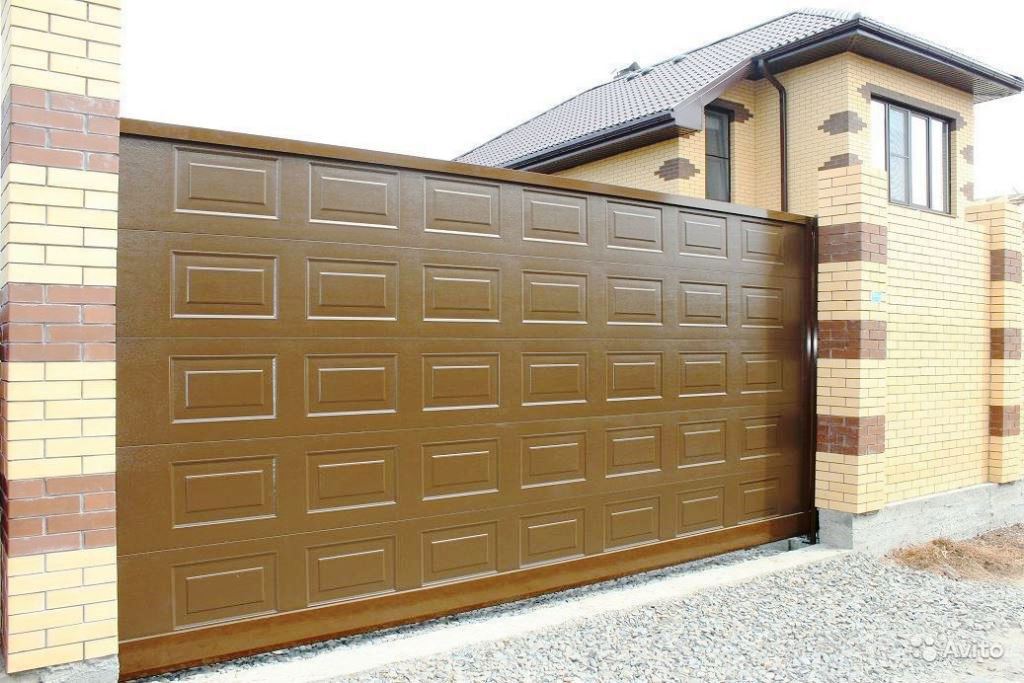 Откатные ворота: на что обратить внимание при выборе