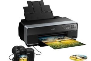 Универсальная форматная бумага А4 для обслуживания МФУ и комплекты товаров для школы и творчества