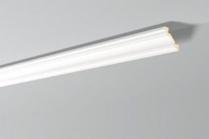 Гипсовые потолочные карнизы и плинтуса, как выбрать, как установить