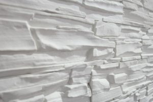 Строительная продукция из гипса: преимущества и особенности