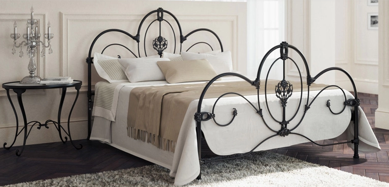 Искусство комфорта: преимущества современных металлических кроватей в интерьере спальни