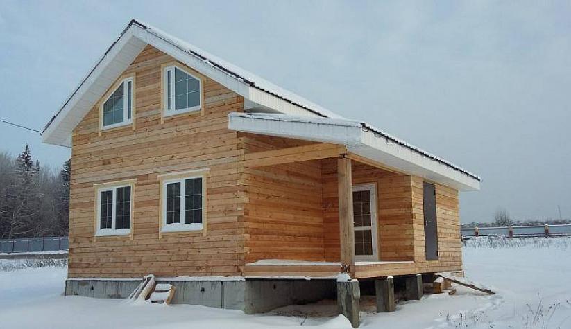 Строительство домов из клееного бруса: преимущества, этапы и нюансы